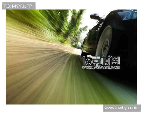 法国球星飙车飞驰至足球场 引爆全场热情瞬间